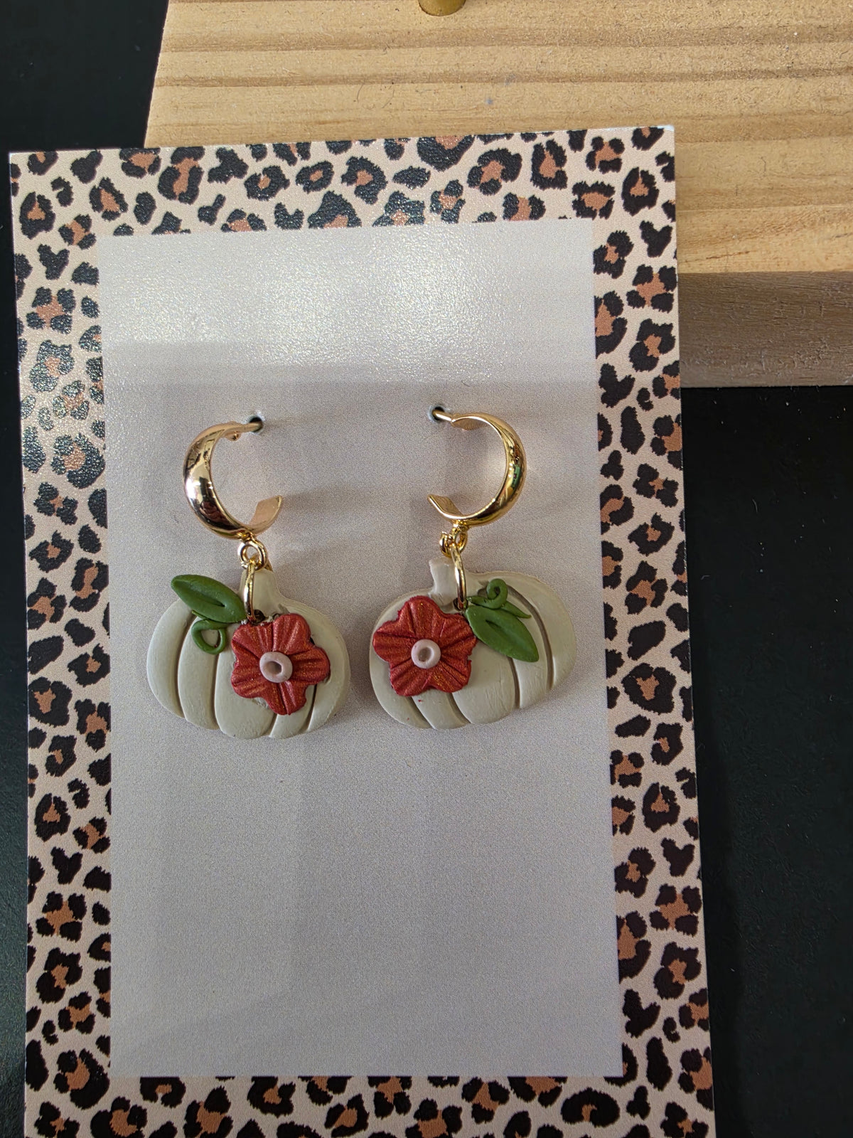 Boucles d'oreilles citrouilles beige