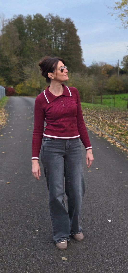 Pull fin avec col. Bordeaux