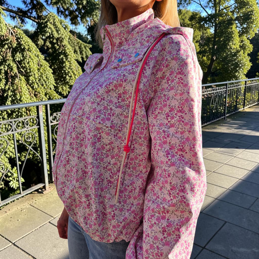 🌸 Veste légère fleurie – fraîcheur & confort
