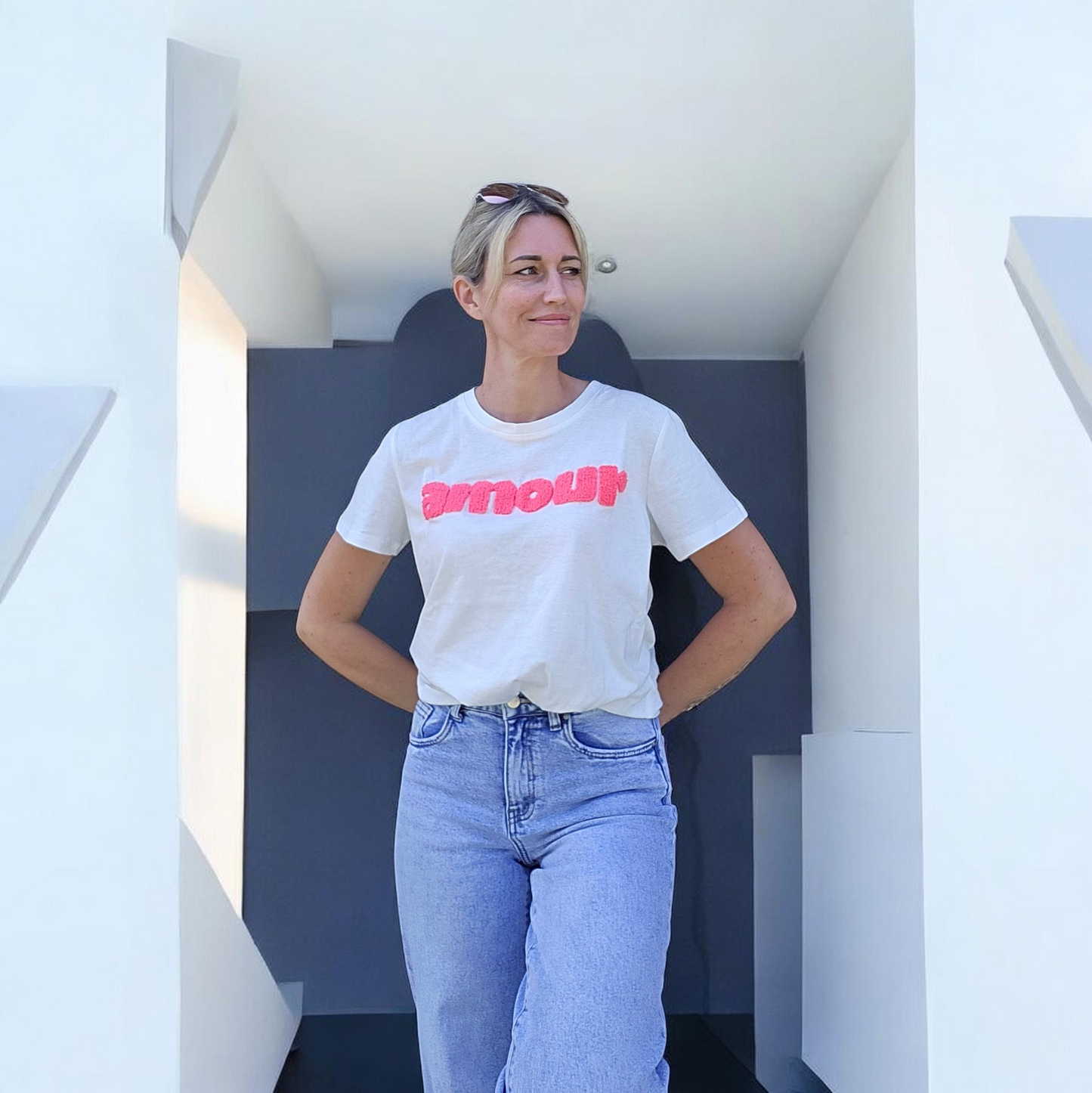 T-shirt AMOUR blanc/rose fluo