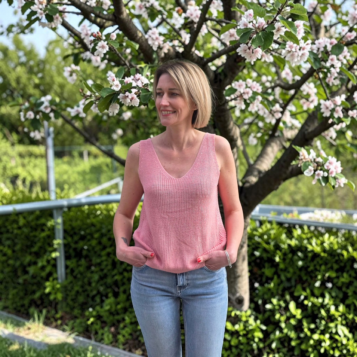 💗 Top dos noué rose