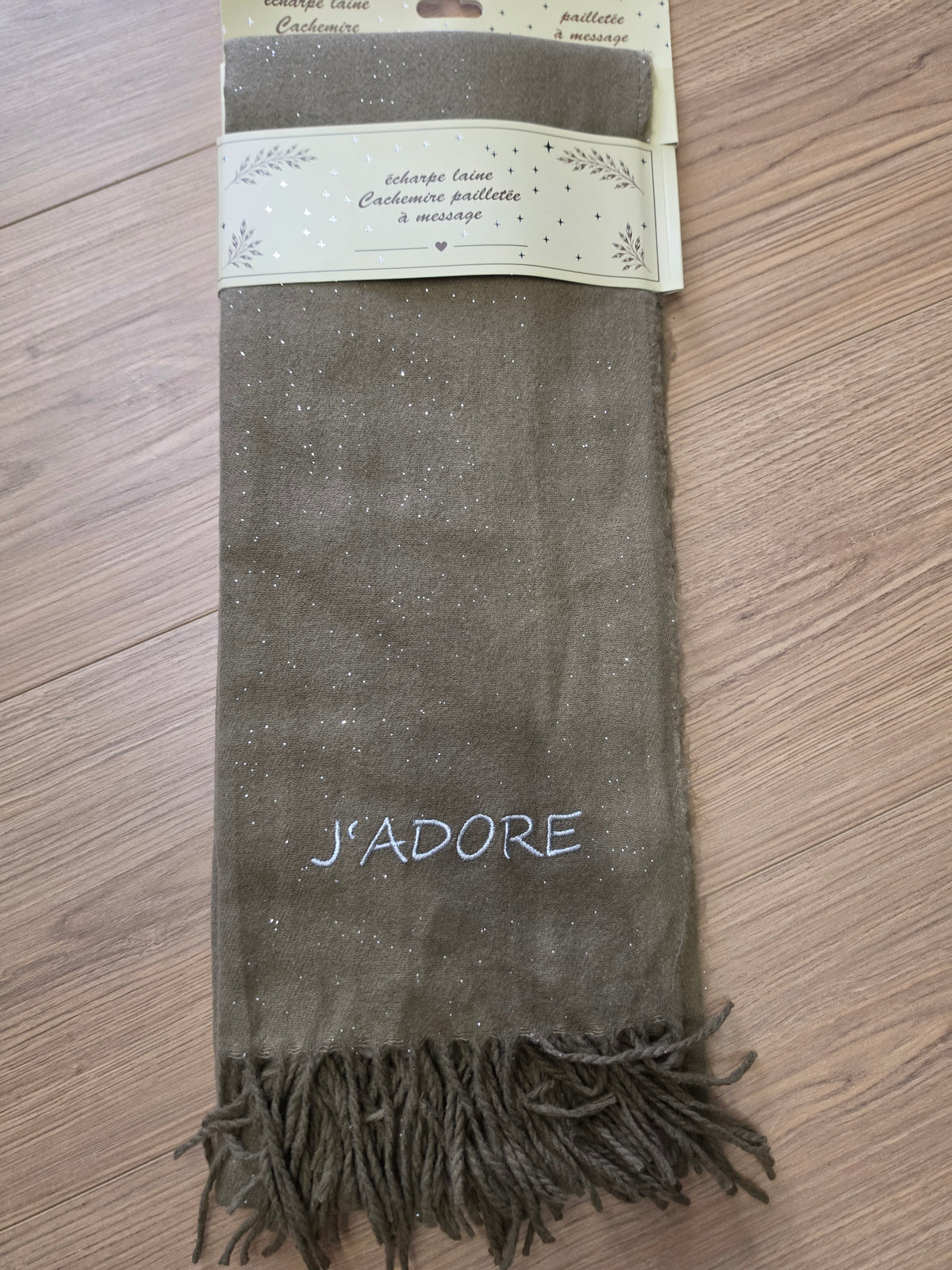 Écharpe J'adore. Taupe