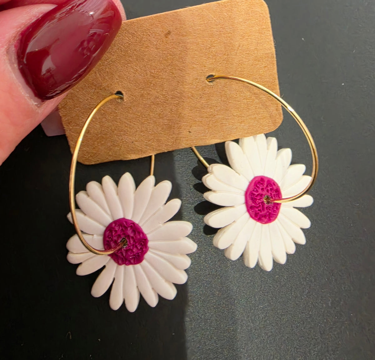Créoles fleurs blanc