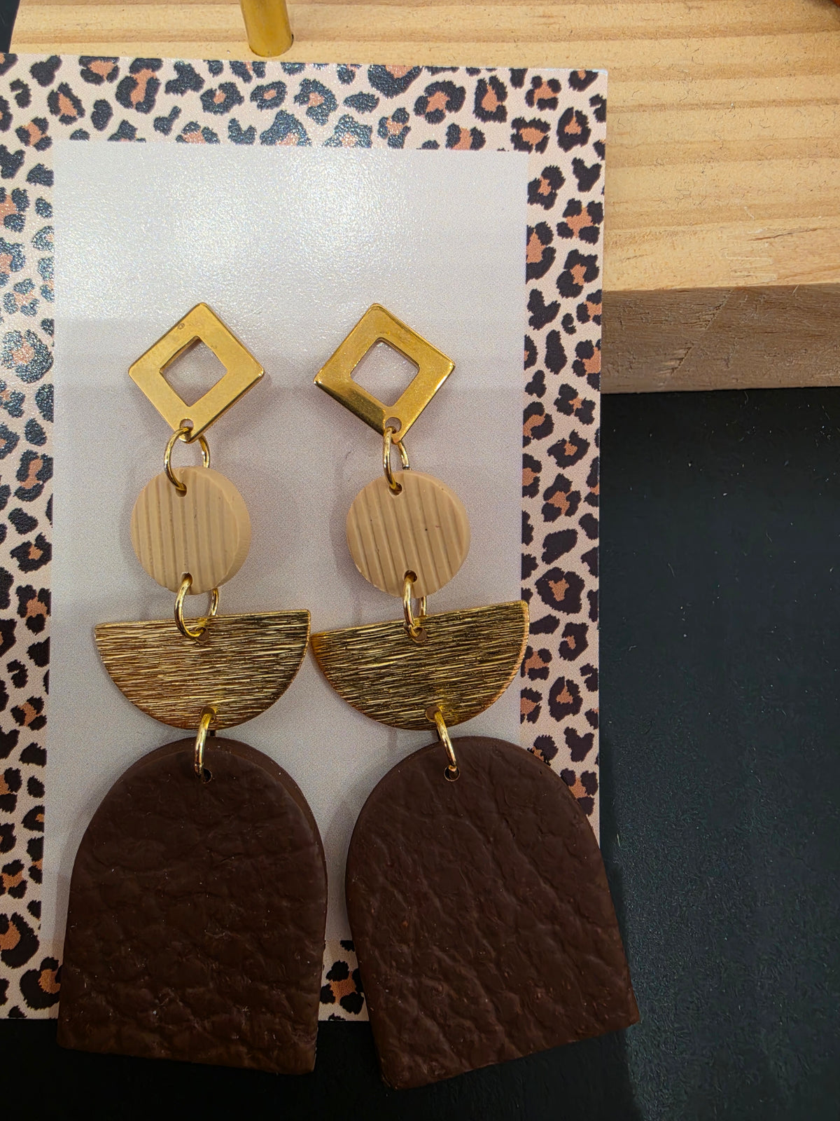 Boucles d'oreilles marron/doré