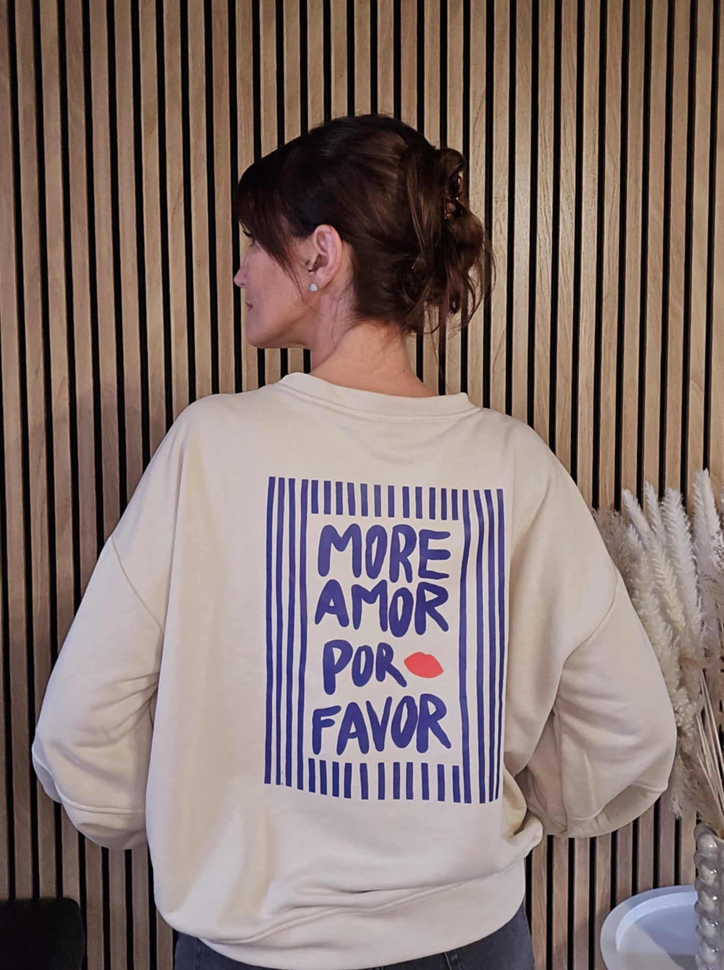 Sweat « More Amor Por Favor ». Beige