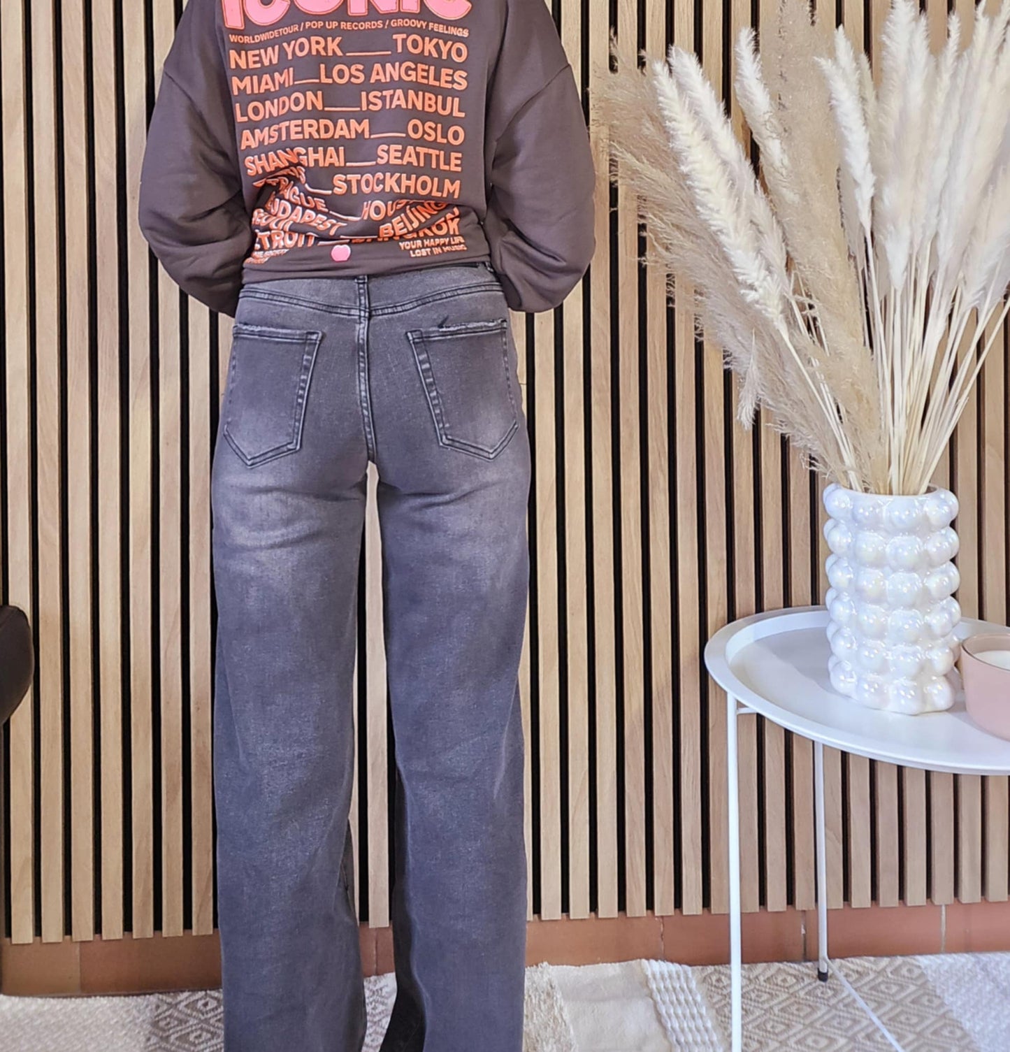 Jeans TOXIK3 large. Noir délavé