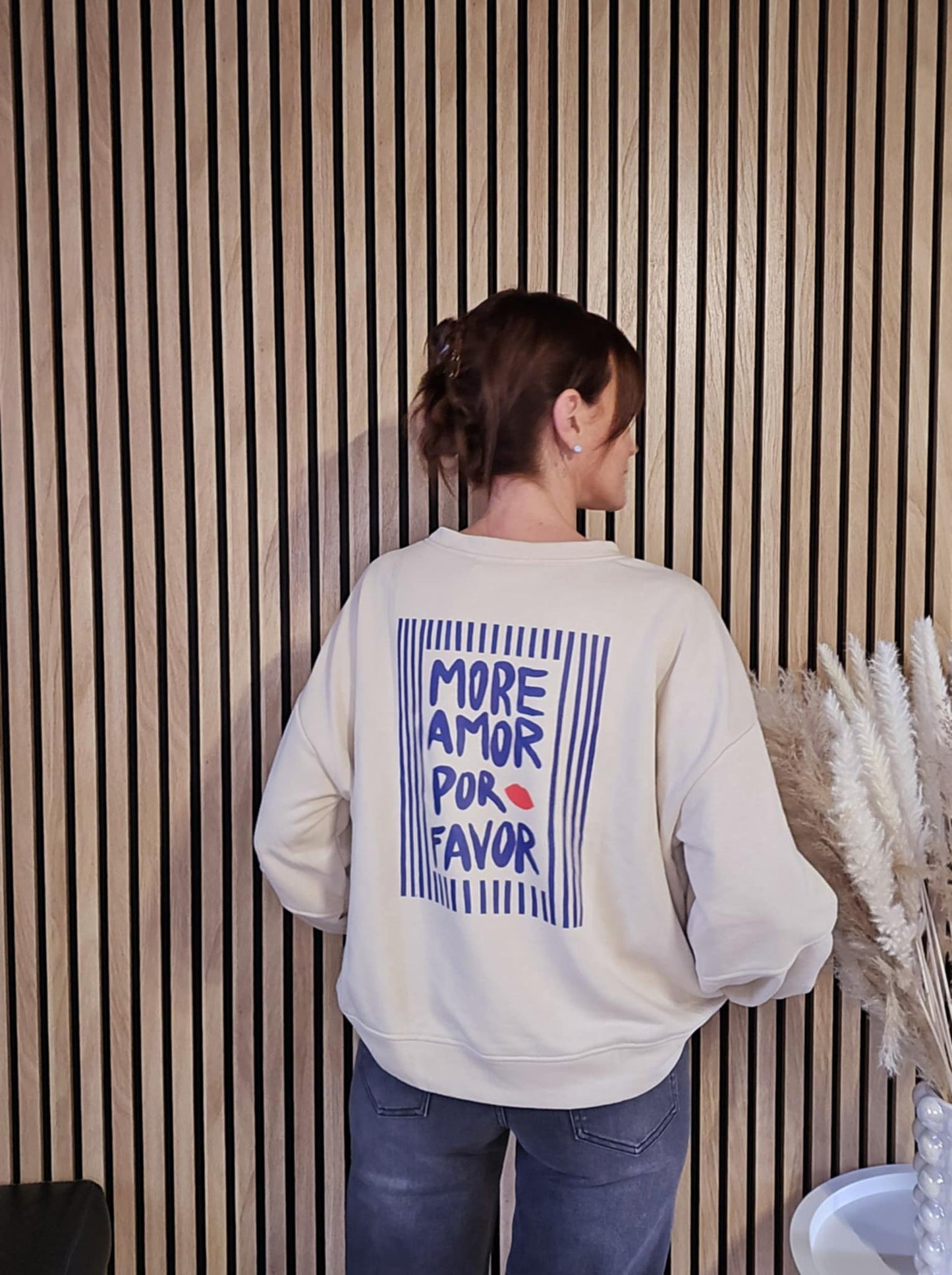 Sweat « More Amor Por Favor ». Beige