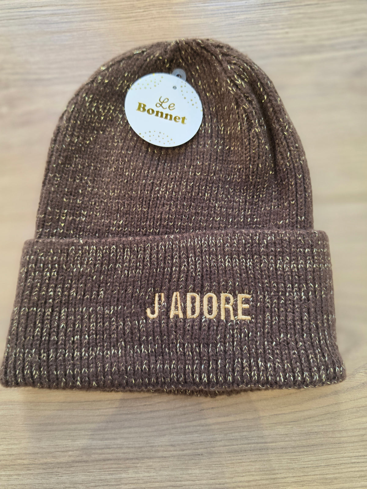 Bonnet J’adore. Marron foncé