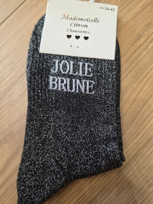 Jolie brune noir