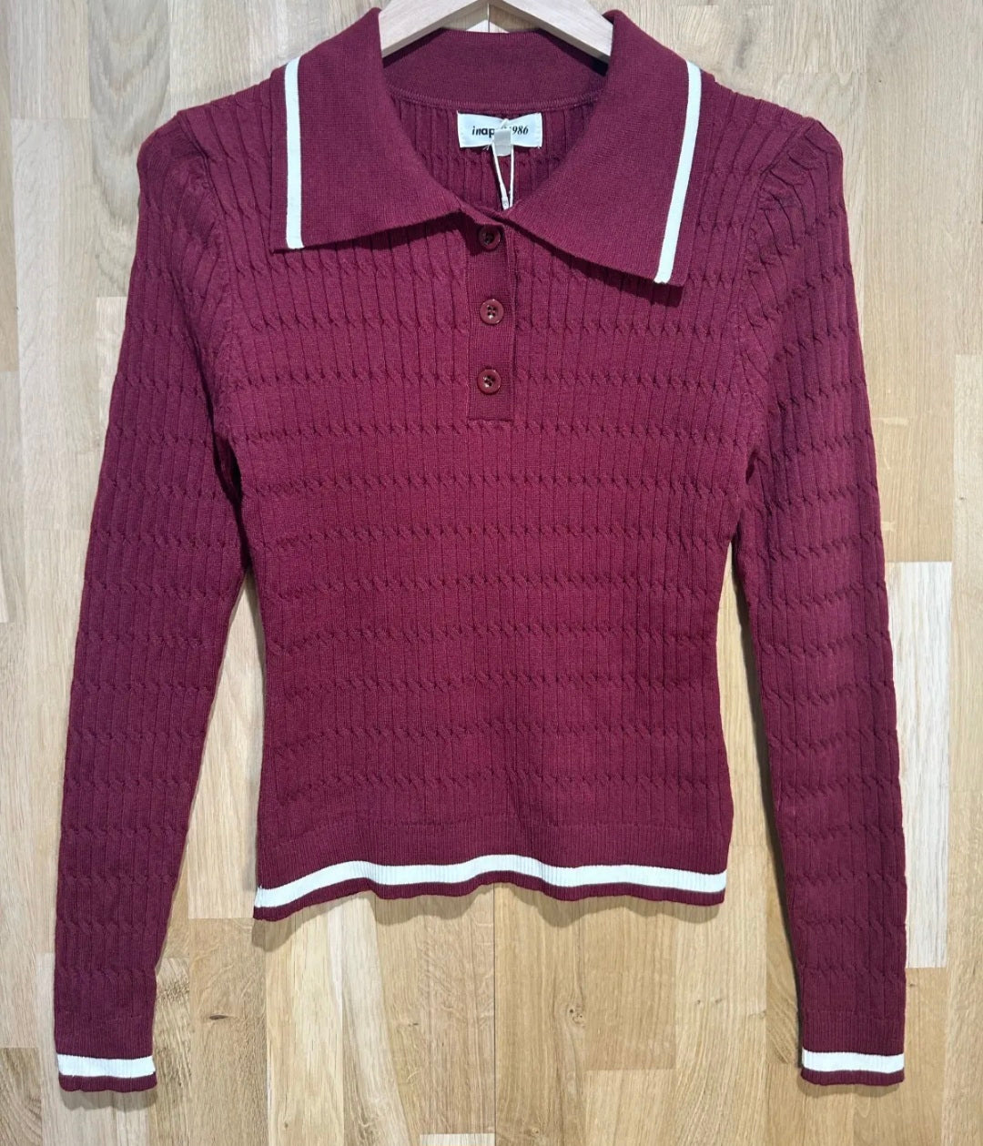 Pull fin avec col. Bordeaux