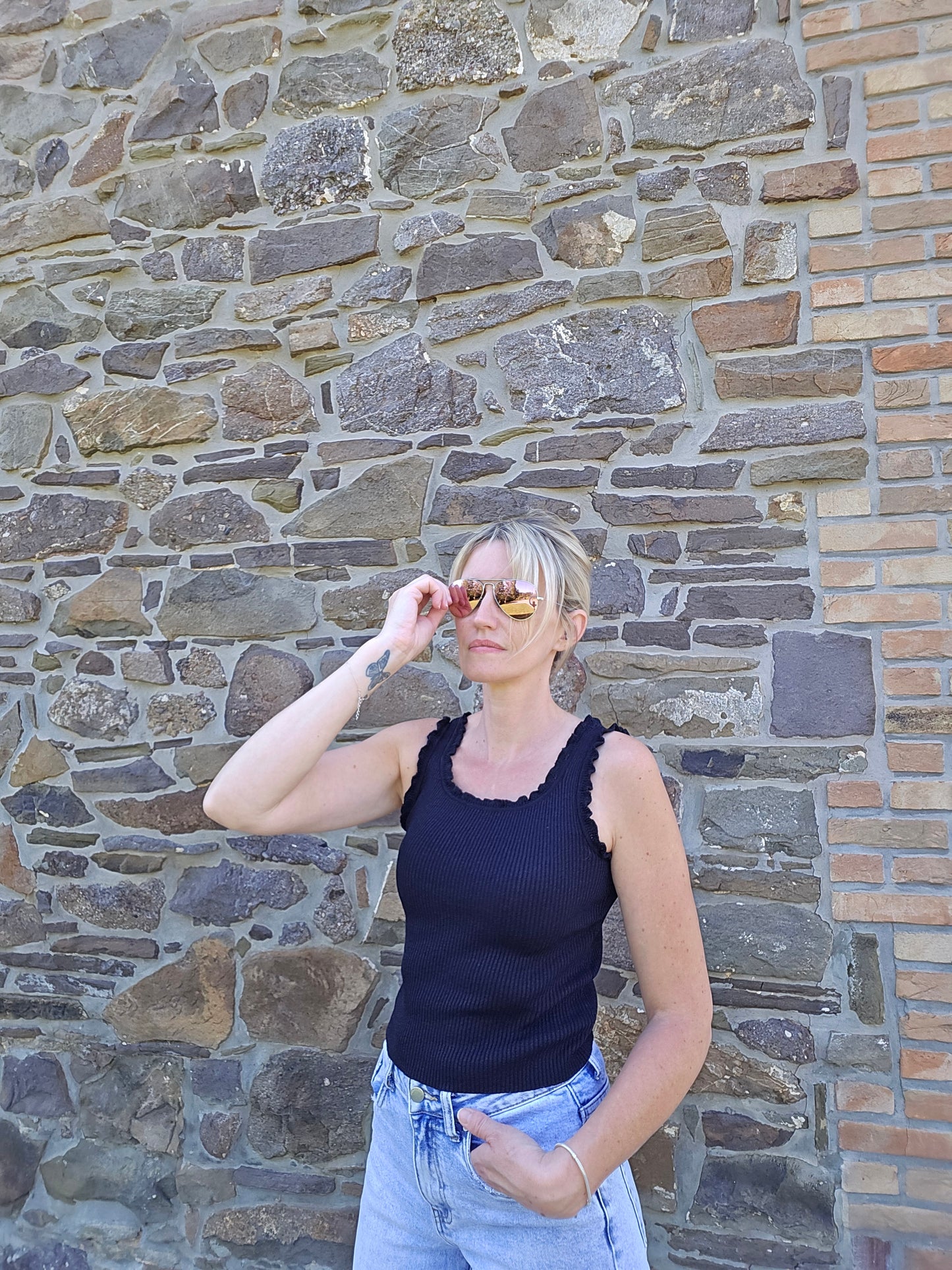 Débardeur en maille. Noir scintillant