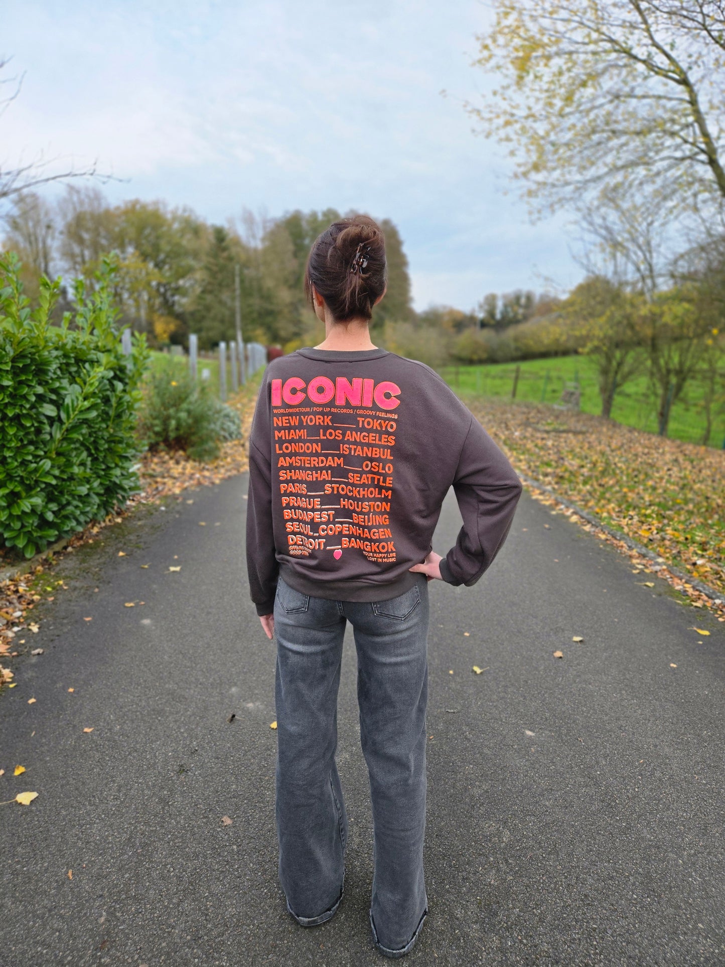 Jeans TOXIK3 large. Noir délavé