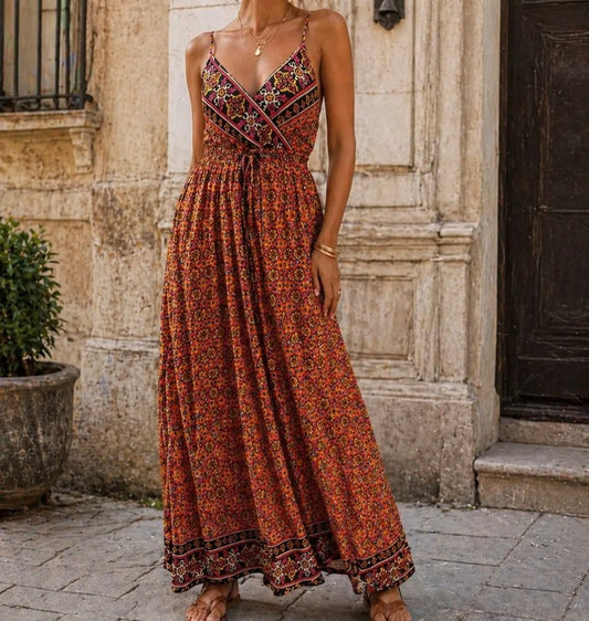 Robe longue fluide à fines bretelles – Esprit bohème chic. Orange