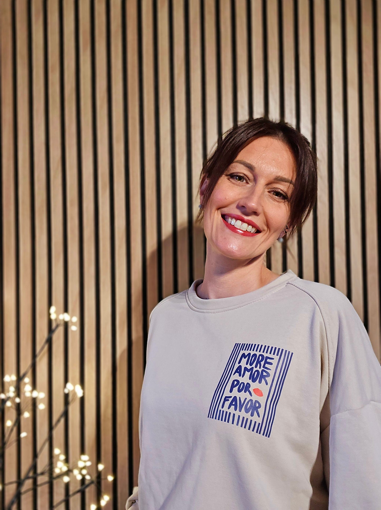 Sweat « More Amor Por Favor ». Beige