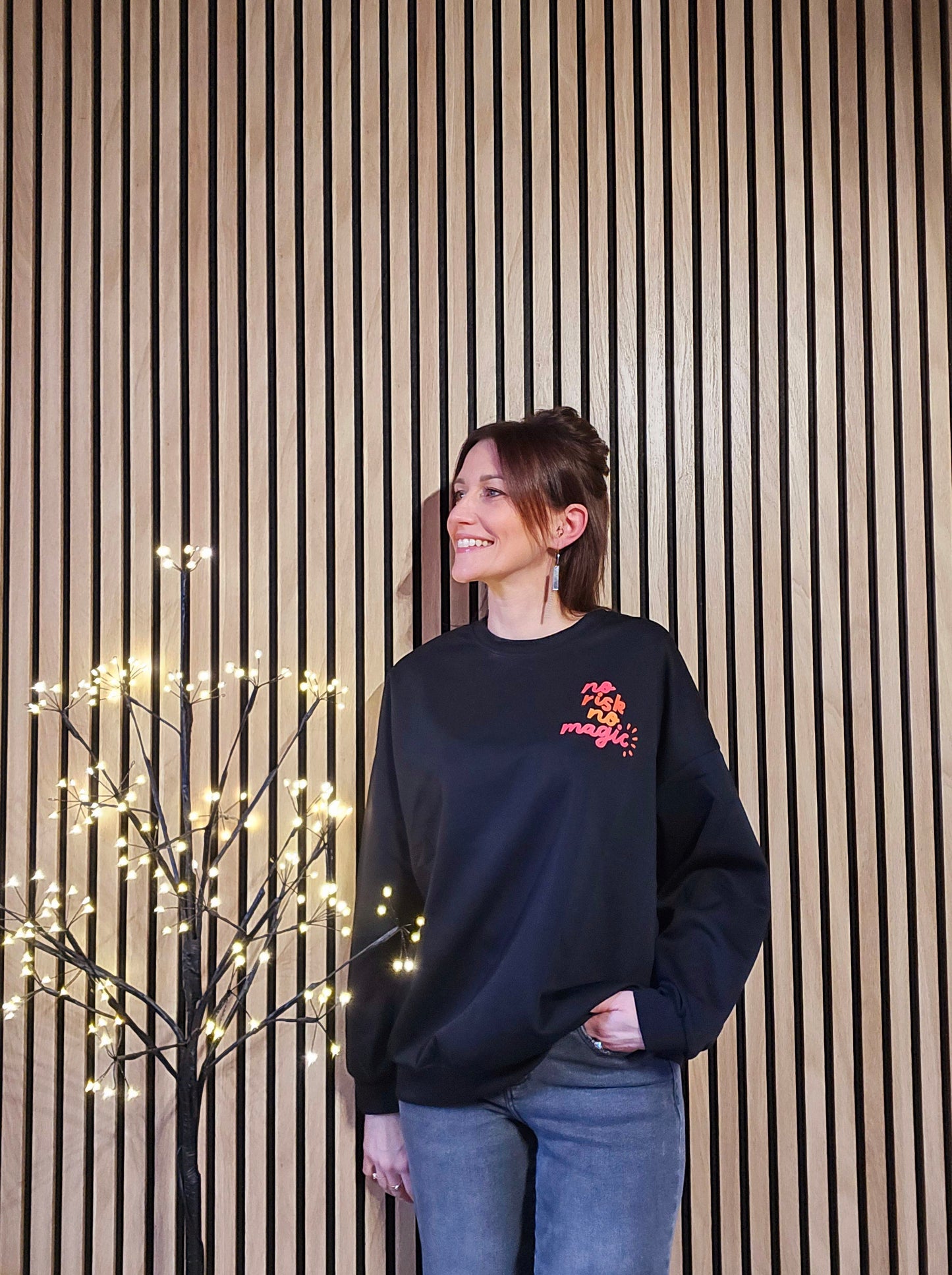 Sweat " No risk no magic". Noir