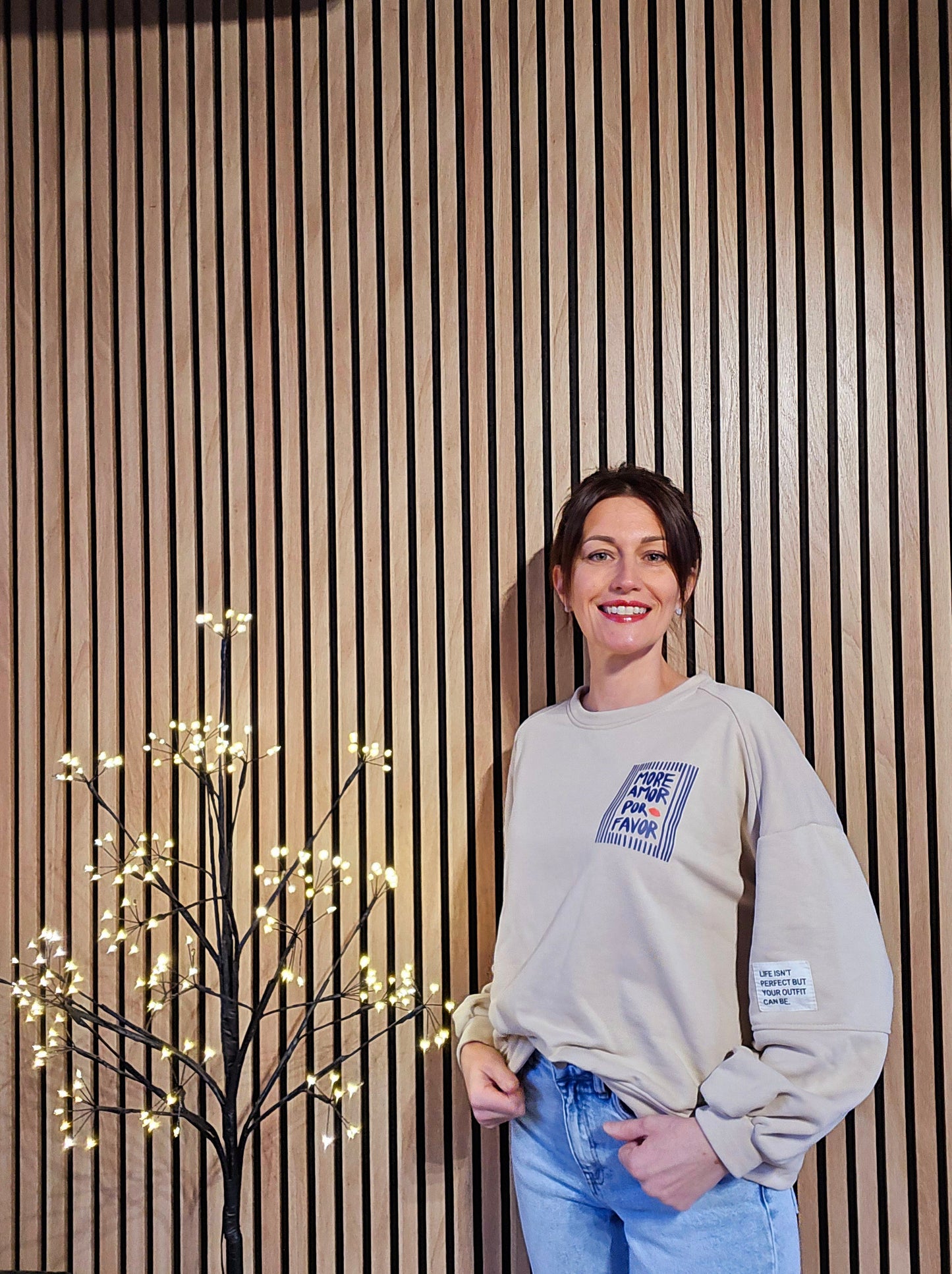 Sweat « More Amor Por Favor ». Beige