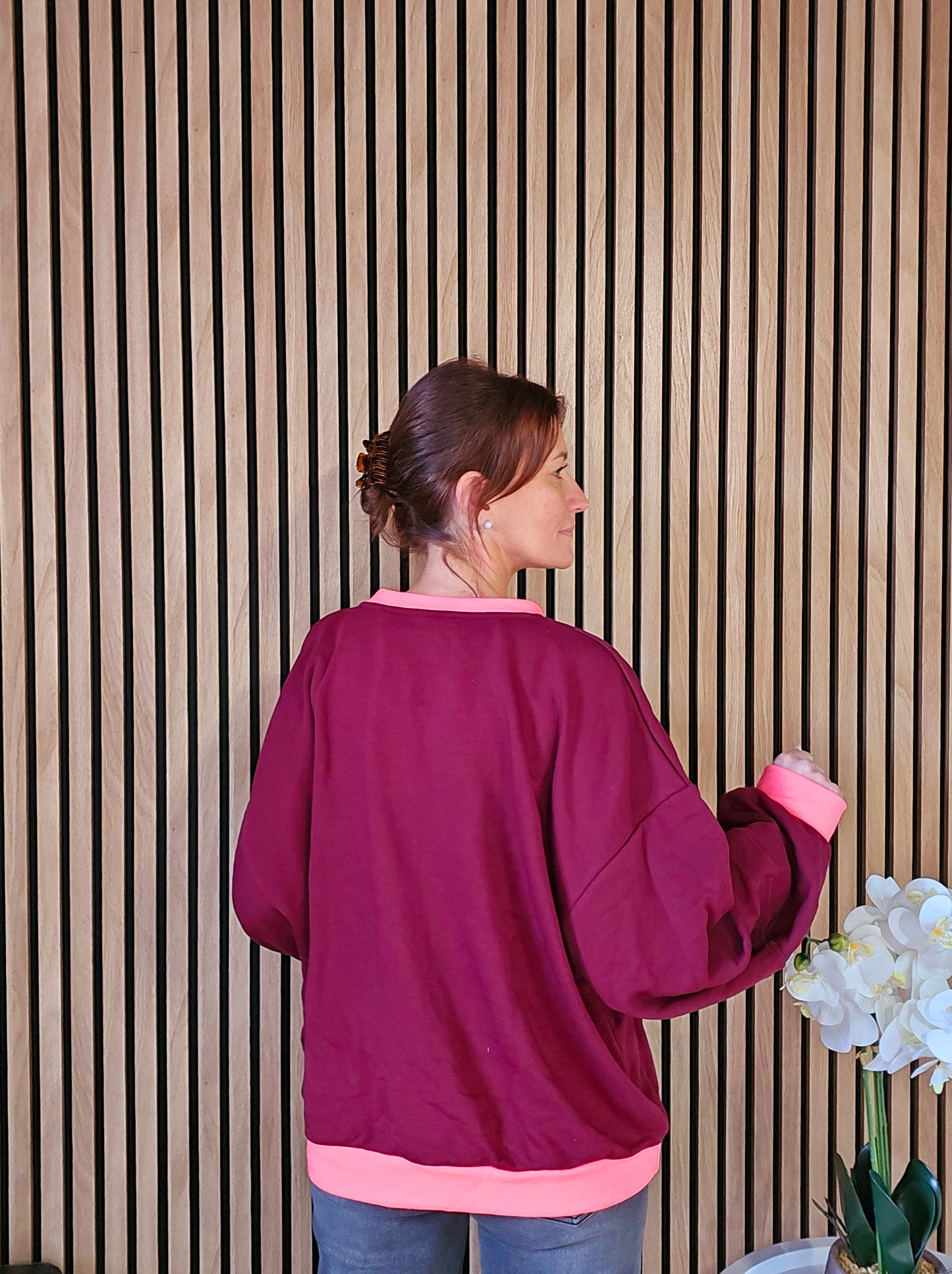 Sweat bicolore. Bordeaux et rose fluo