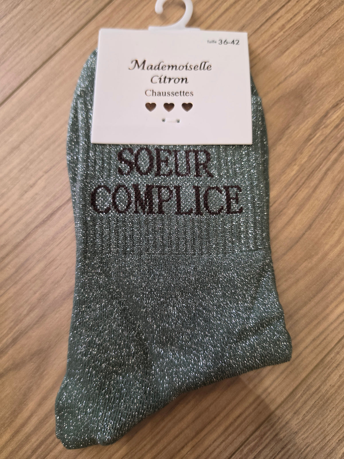 Sœur complice kaki