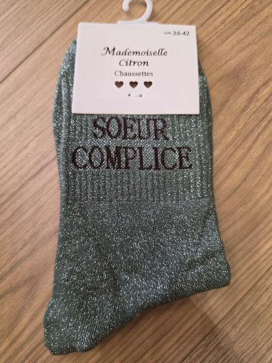 Sœur complice kaki