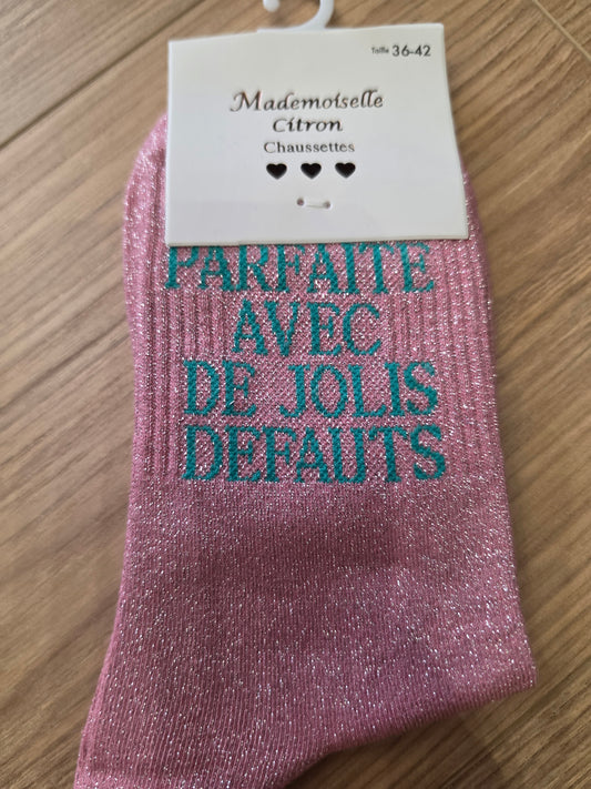 Parfaite avec de jolis défauts rose
