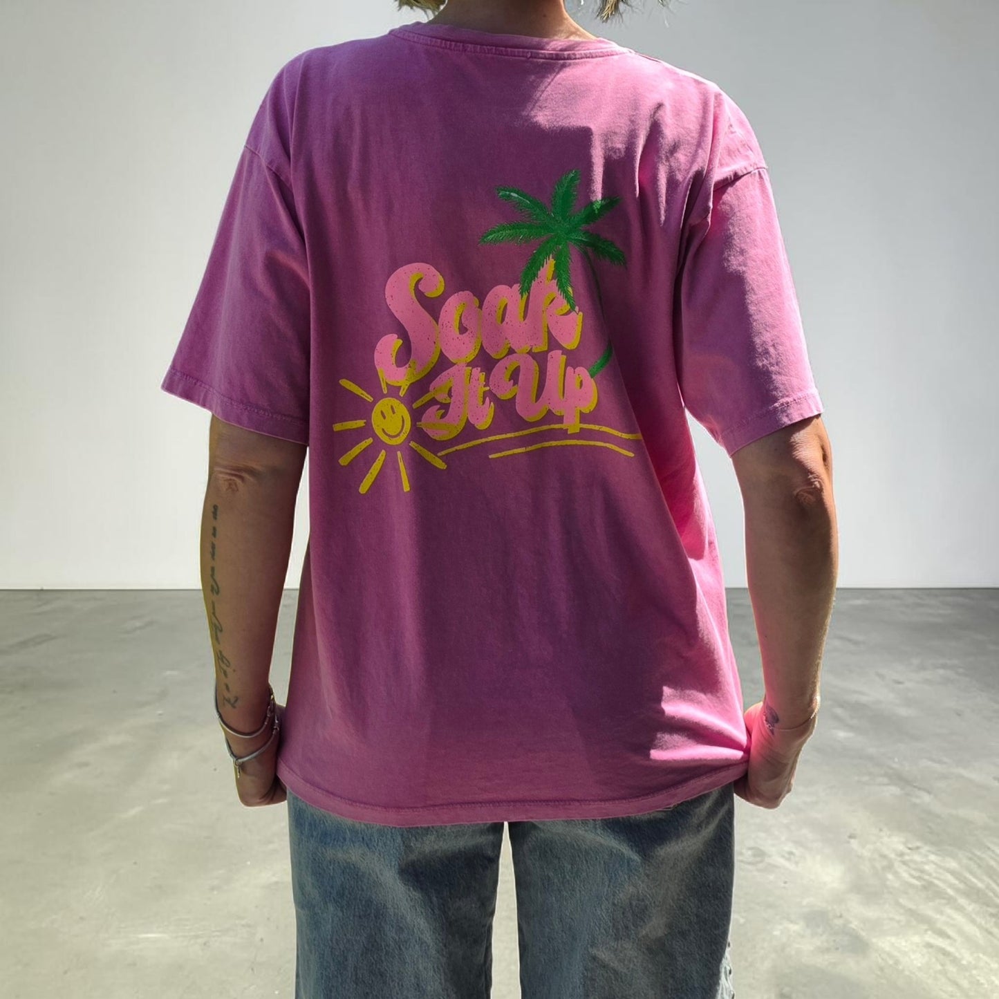 T-shirt "Soak It Up" fuschia