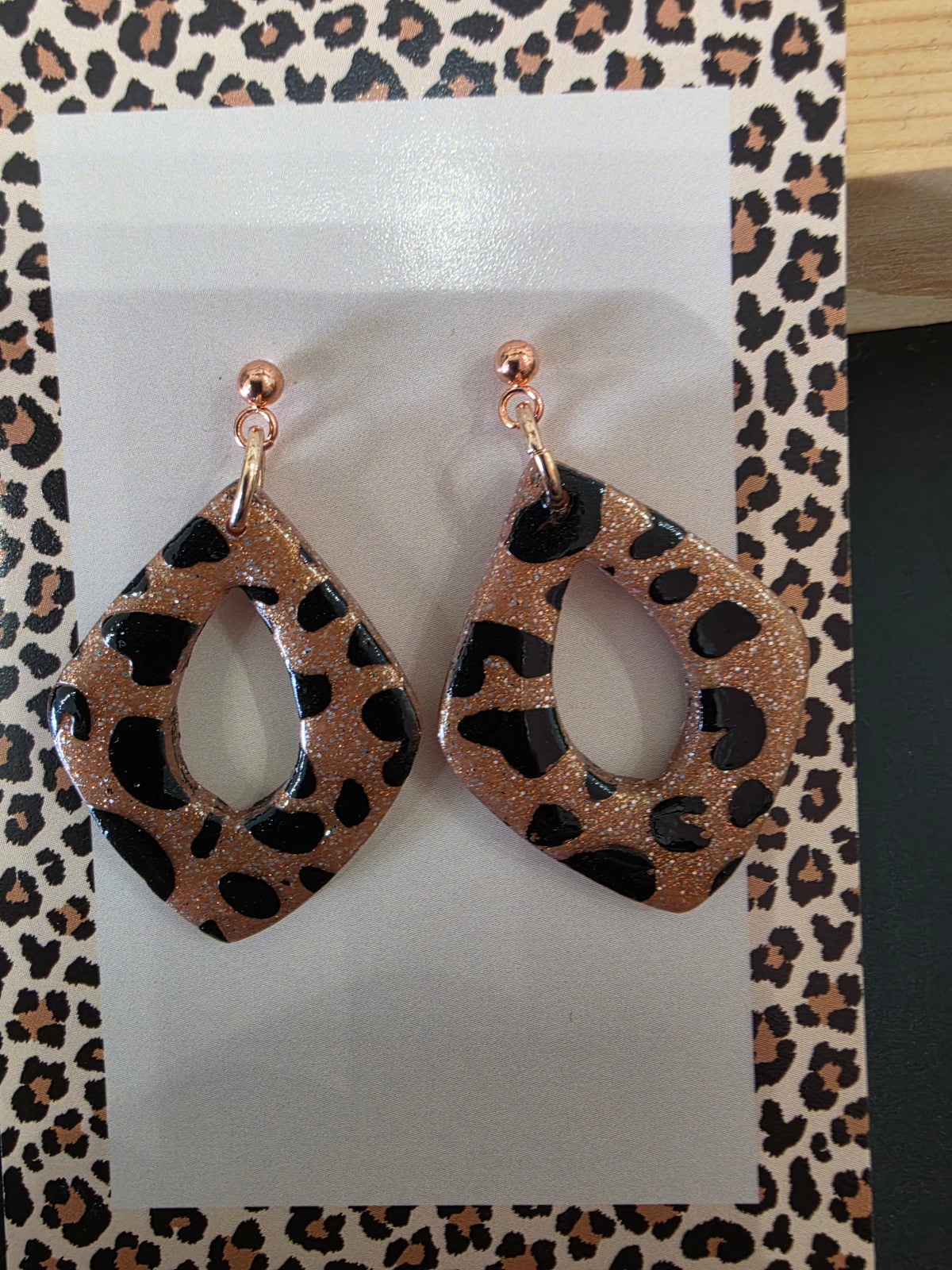 Boucles d'oreilles léopard rose/gold