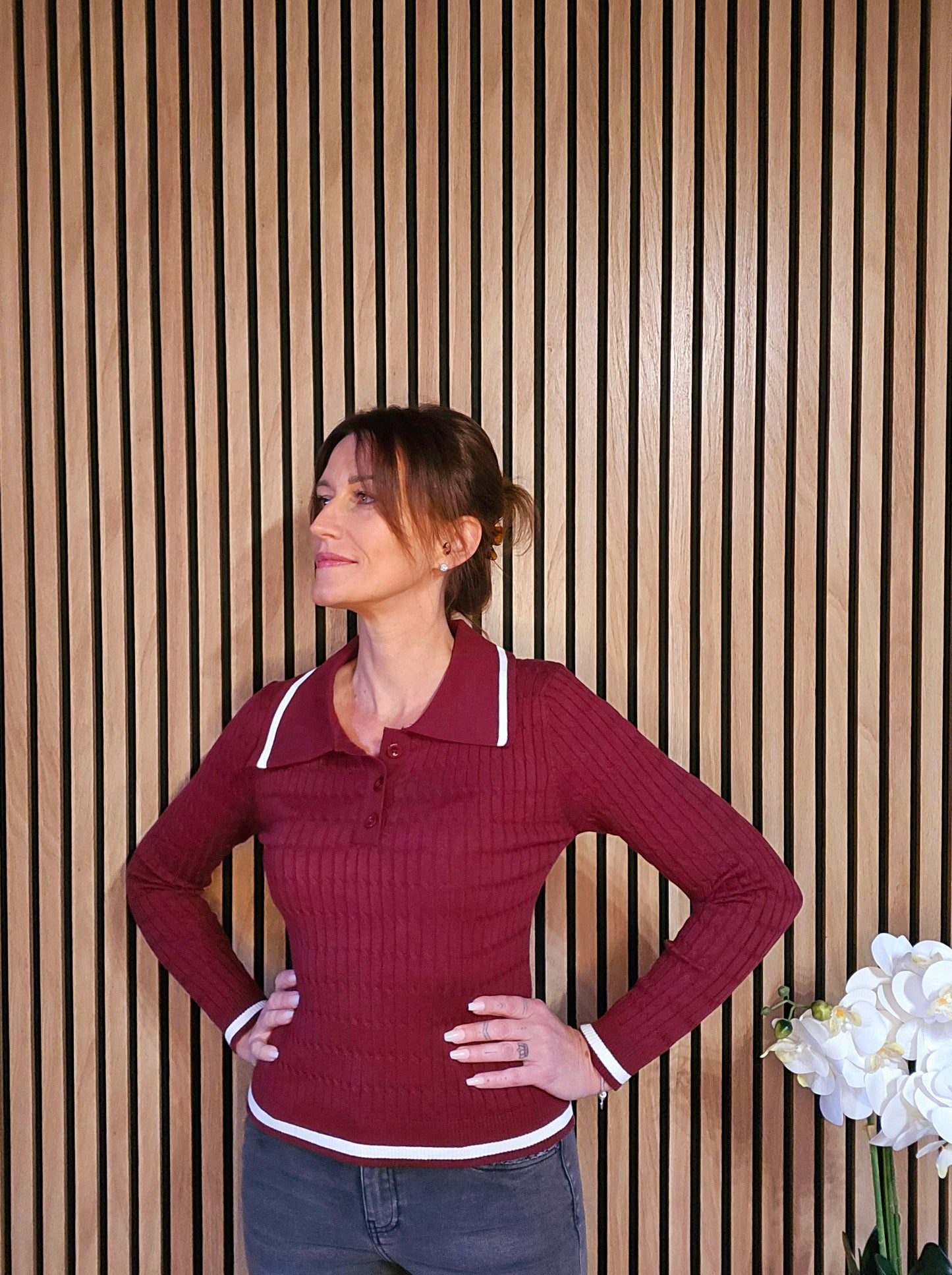 Pull fin avec col. Bordeaux