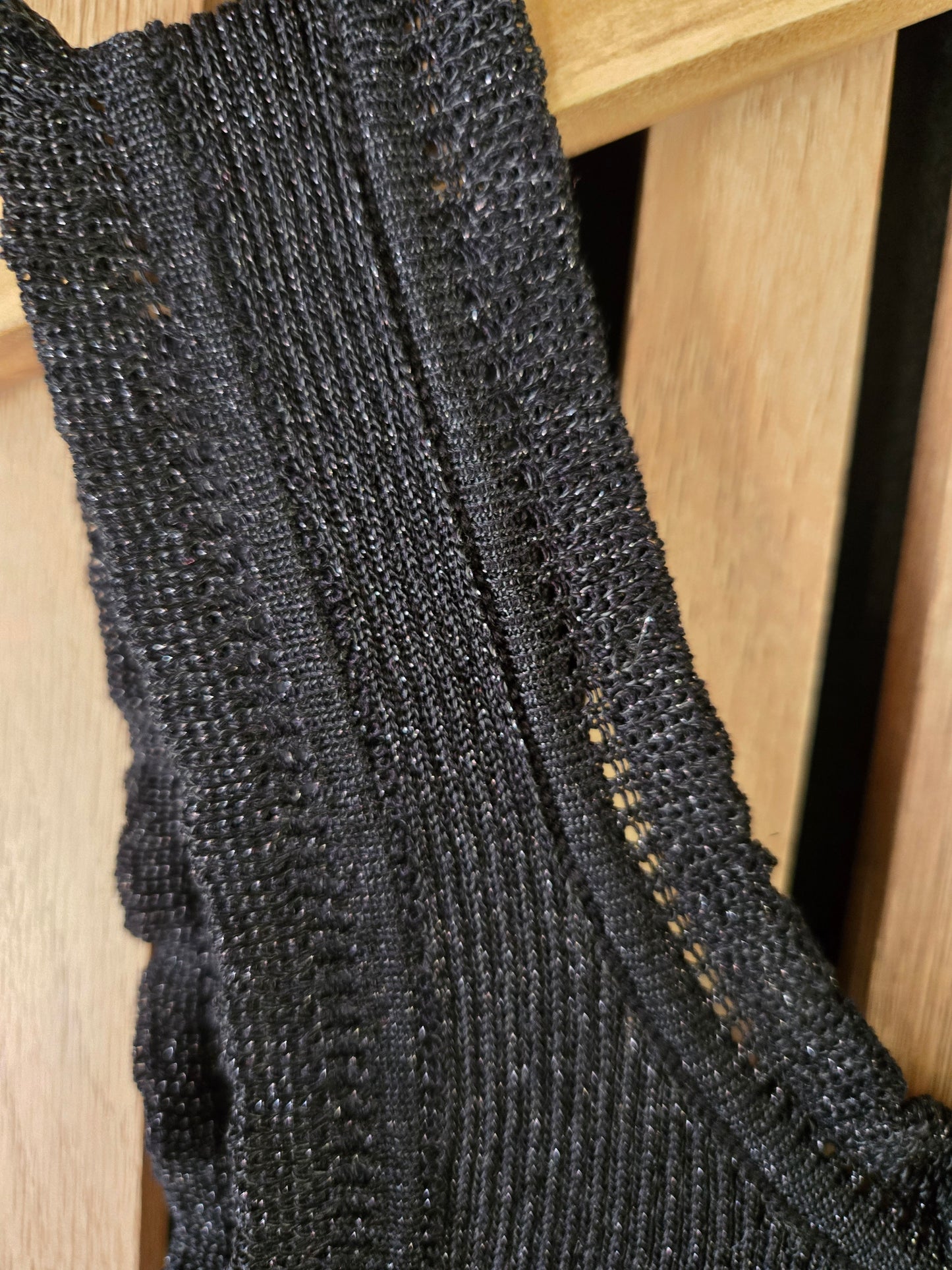 Débardeur en maille. Noir scintillant